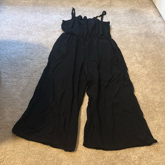 Gap jumpsuit - Picture 1 of 2